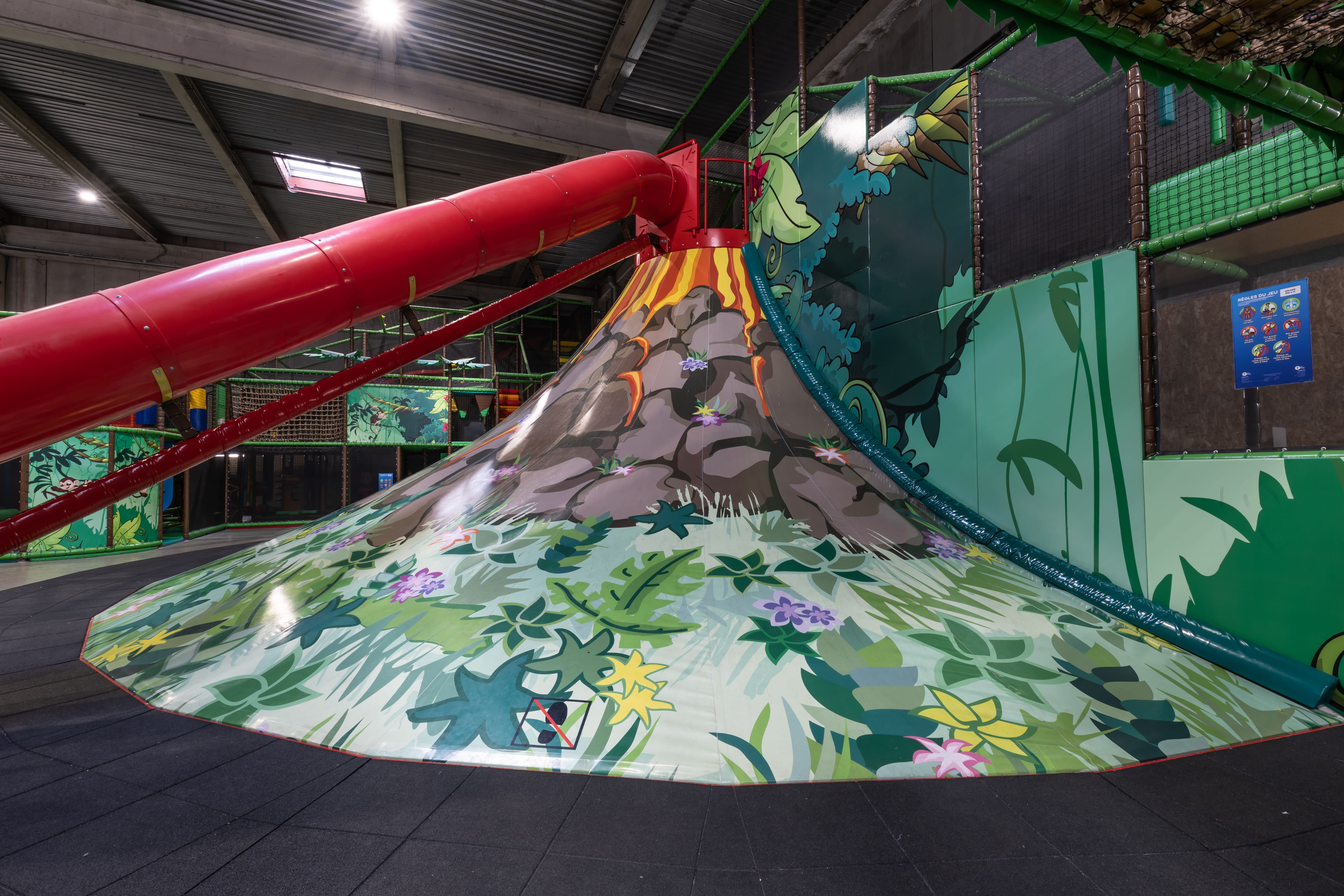 Volcan dans notre parc pour enfant 