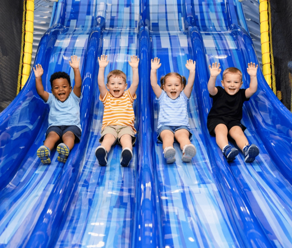 la vague toboggan jeux de glisse indoor