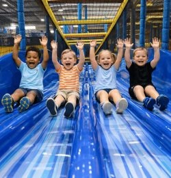 légendaire party toboggan enfants