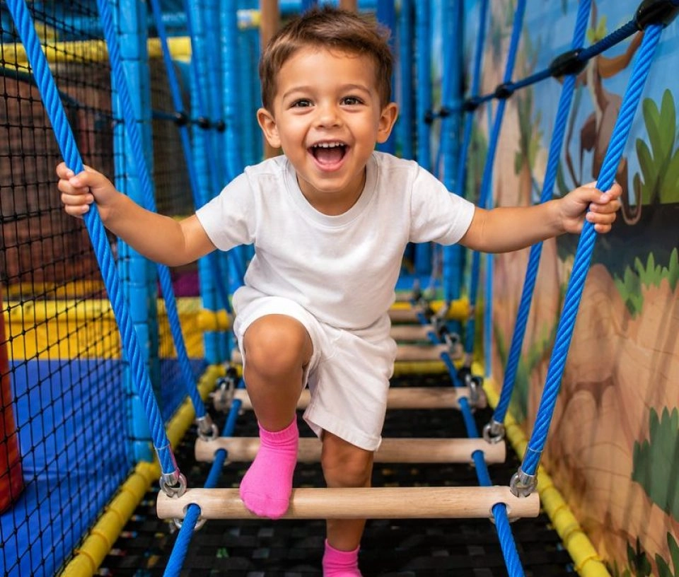 le petit pont activité enfant interieur