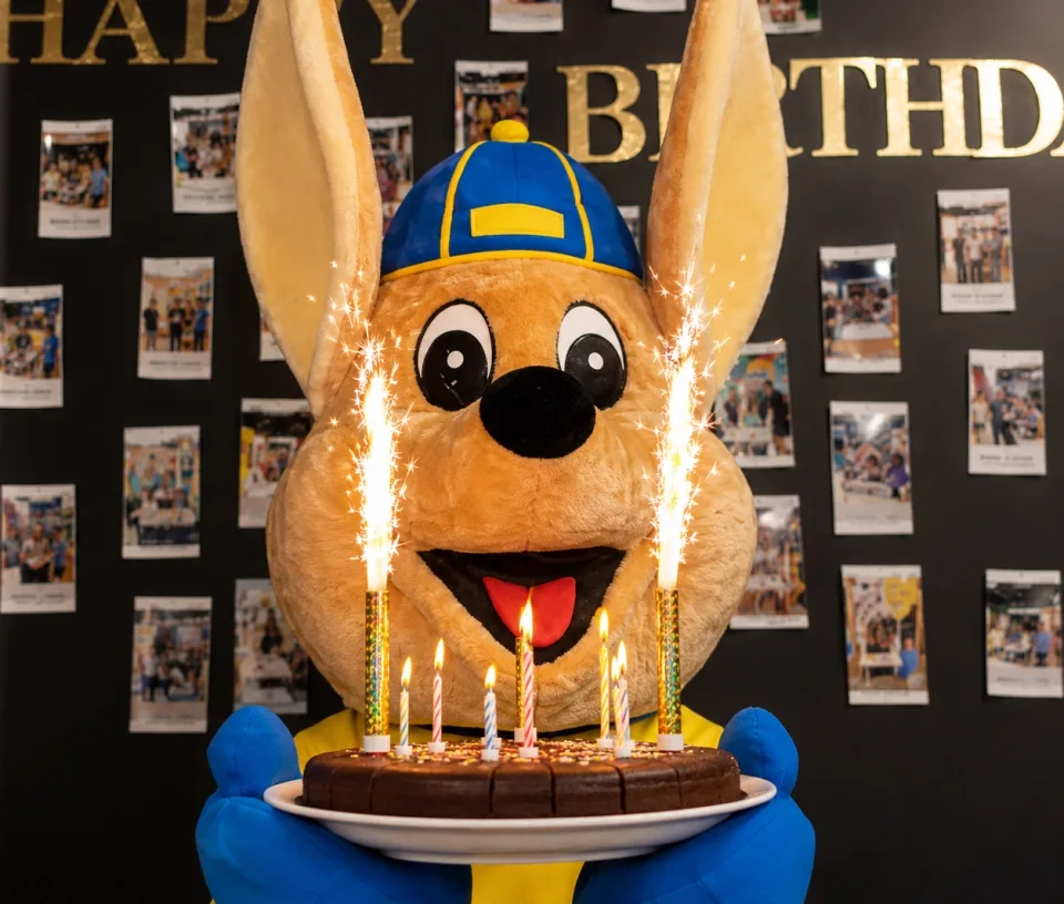 Jumpy mascotte anniversaire