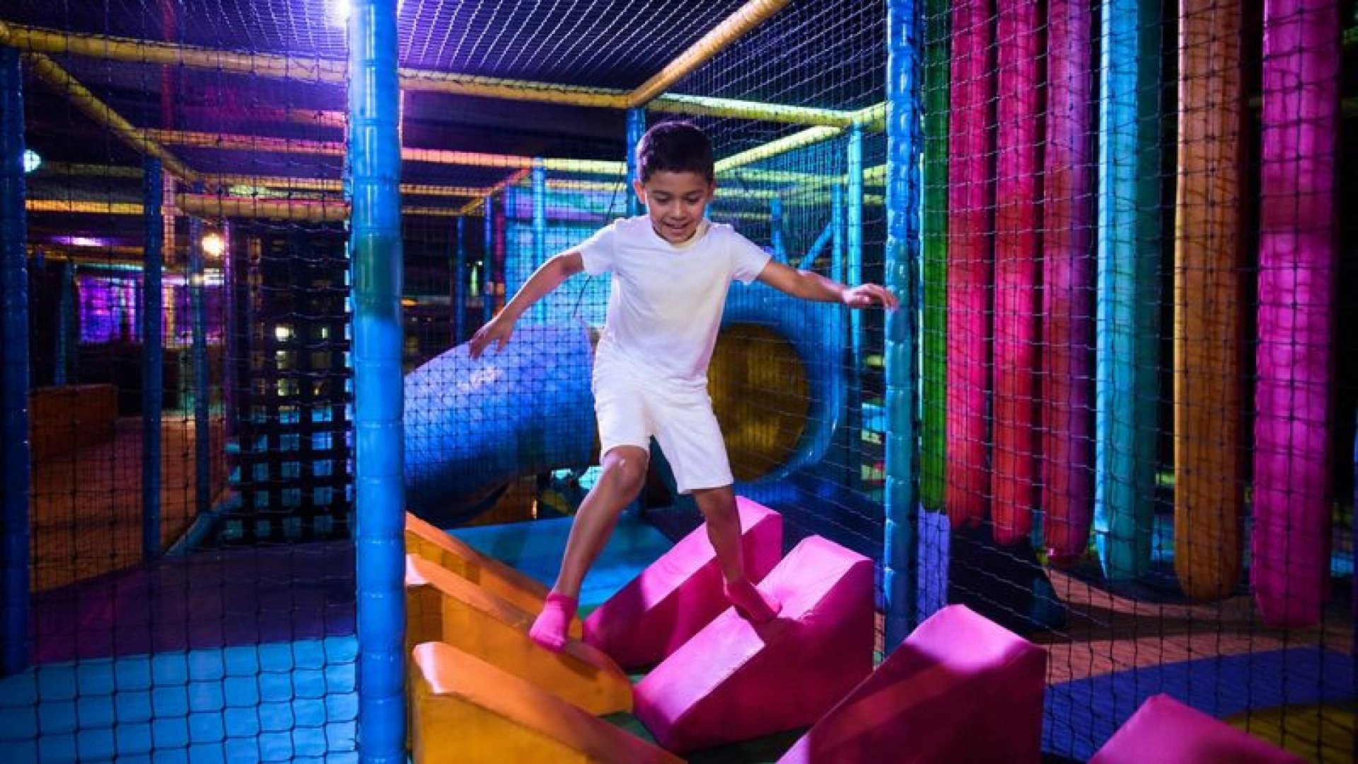 parcours obstacles parc indoor enfant