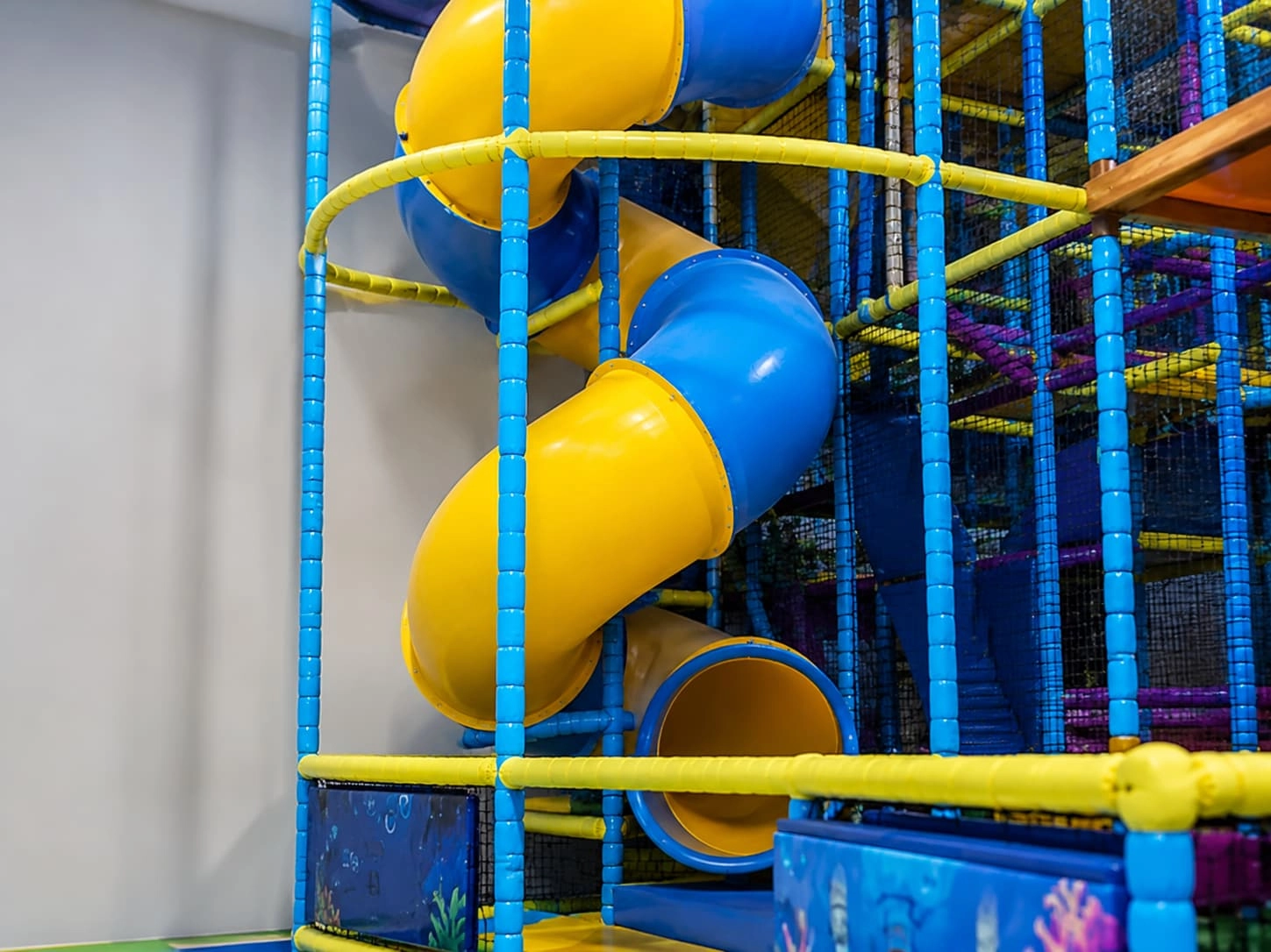 la descente du serpent toboggan interieur