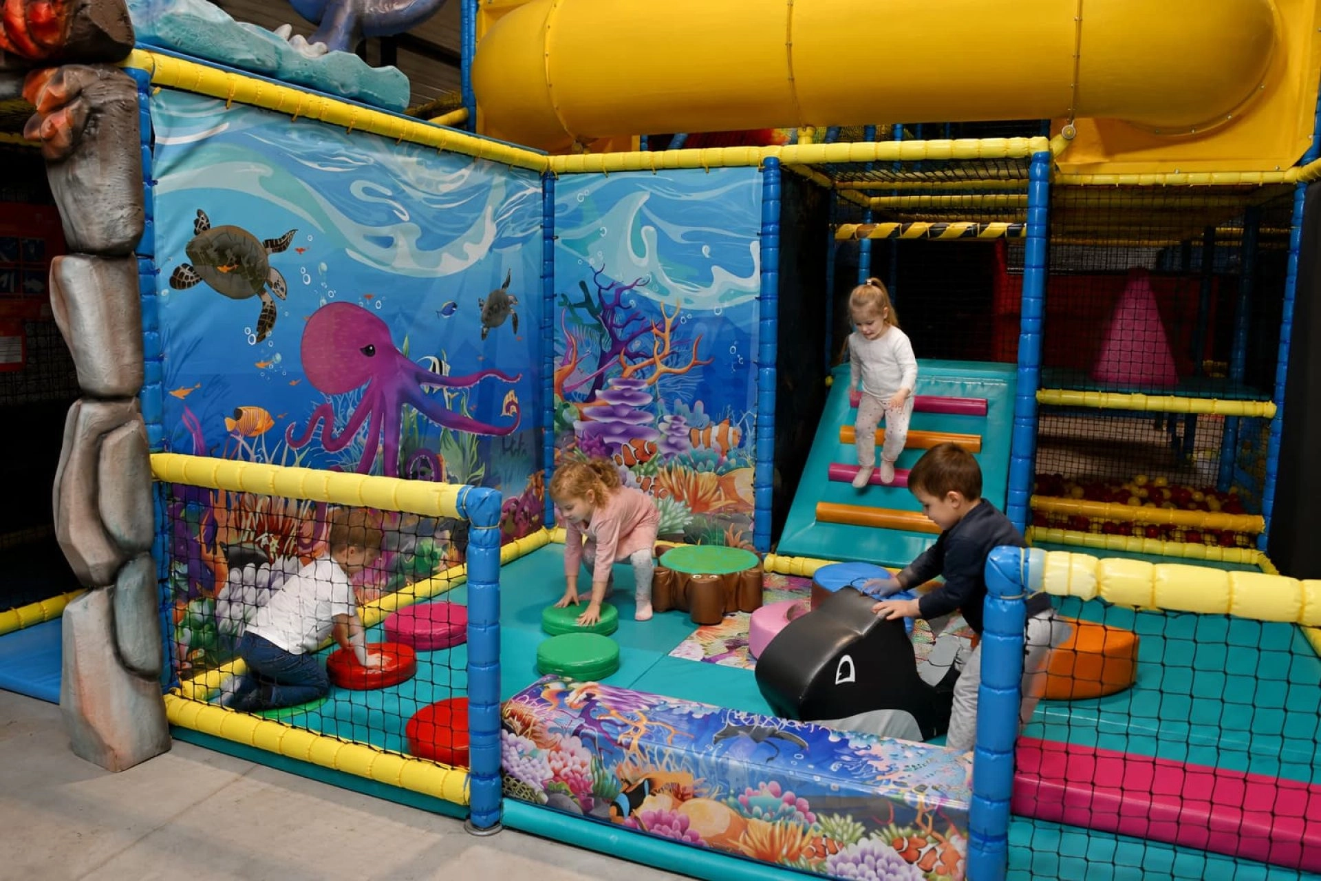 espace bambin aire de jeux pour enfants