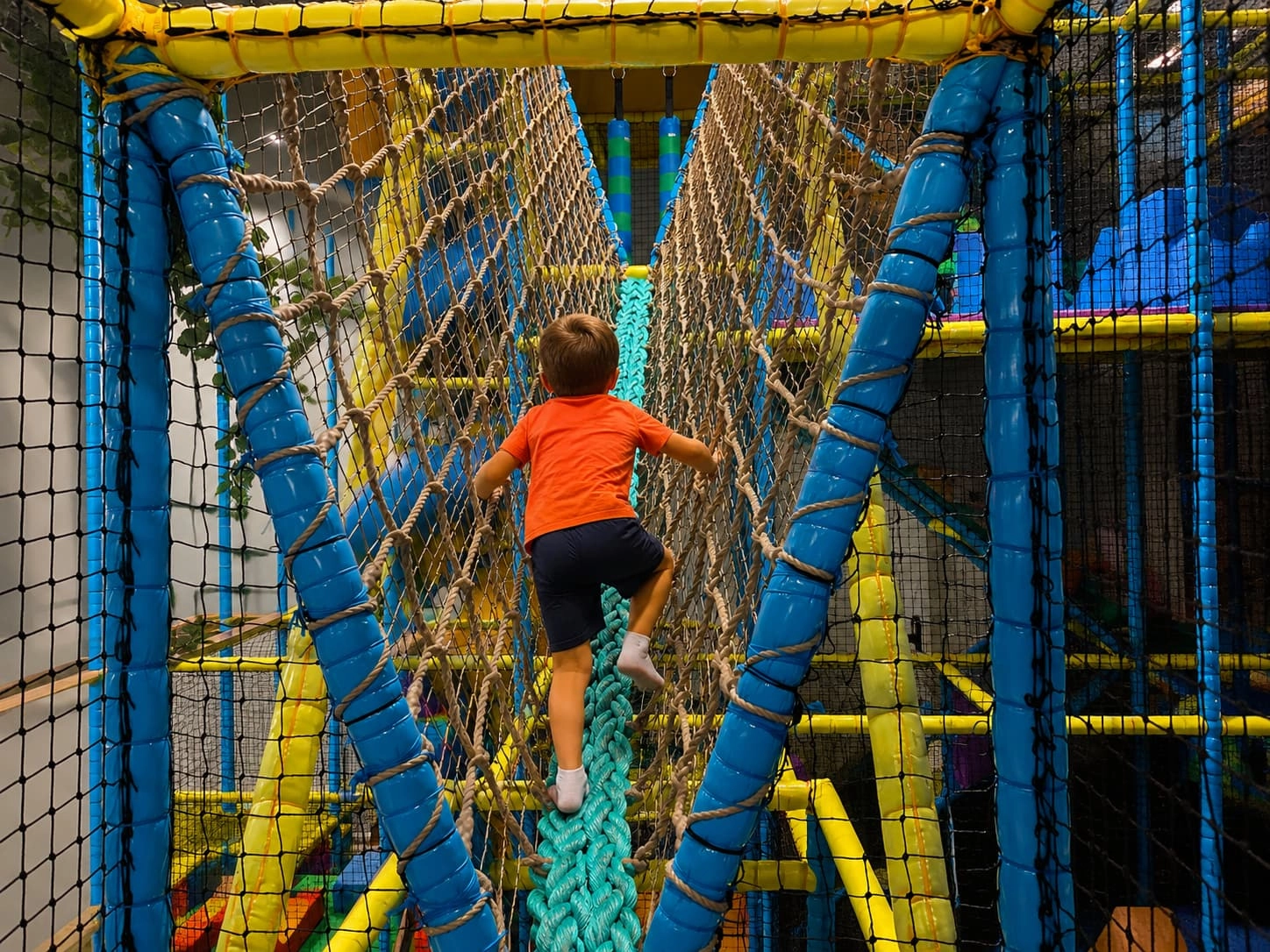 Activité escalade montée infernale you kids