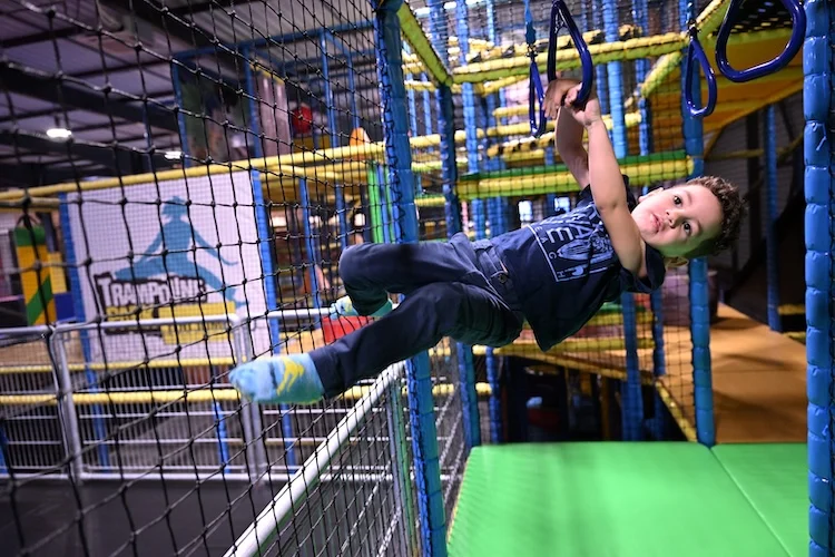 parcours obstacles jeux enfants strasbourg geispolsheim